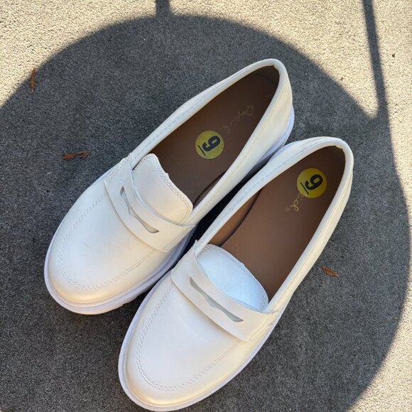 Qupid Chunky White Loafers – Size 9 / 40, Brand New - Picture 5 of 7
